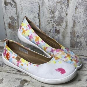 UIN Women's Floral Sneakers - White and Pink